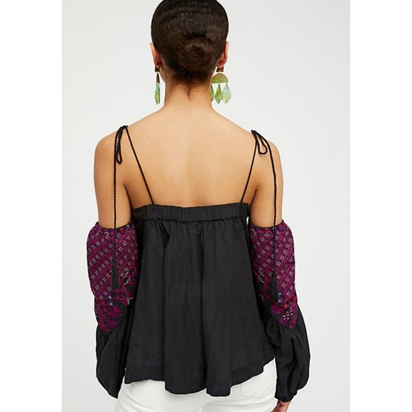 Free People Vacay Vibin Cold Shoulder Top - Picture 2 of 8